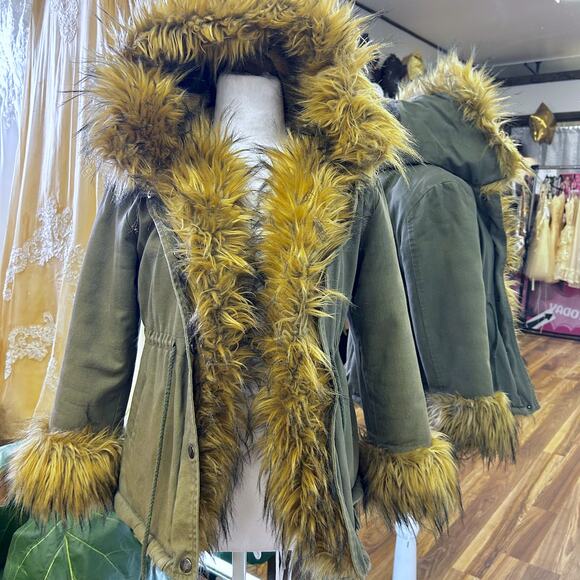 Vintage Olive Green Faux Fur Parka Coat Y2K Boho Festival Jacket Street Style - Picture 7 of 12